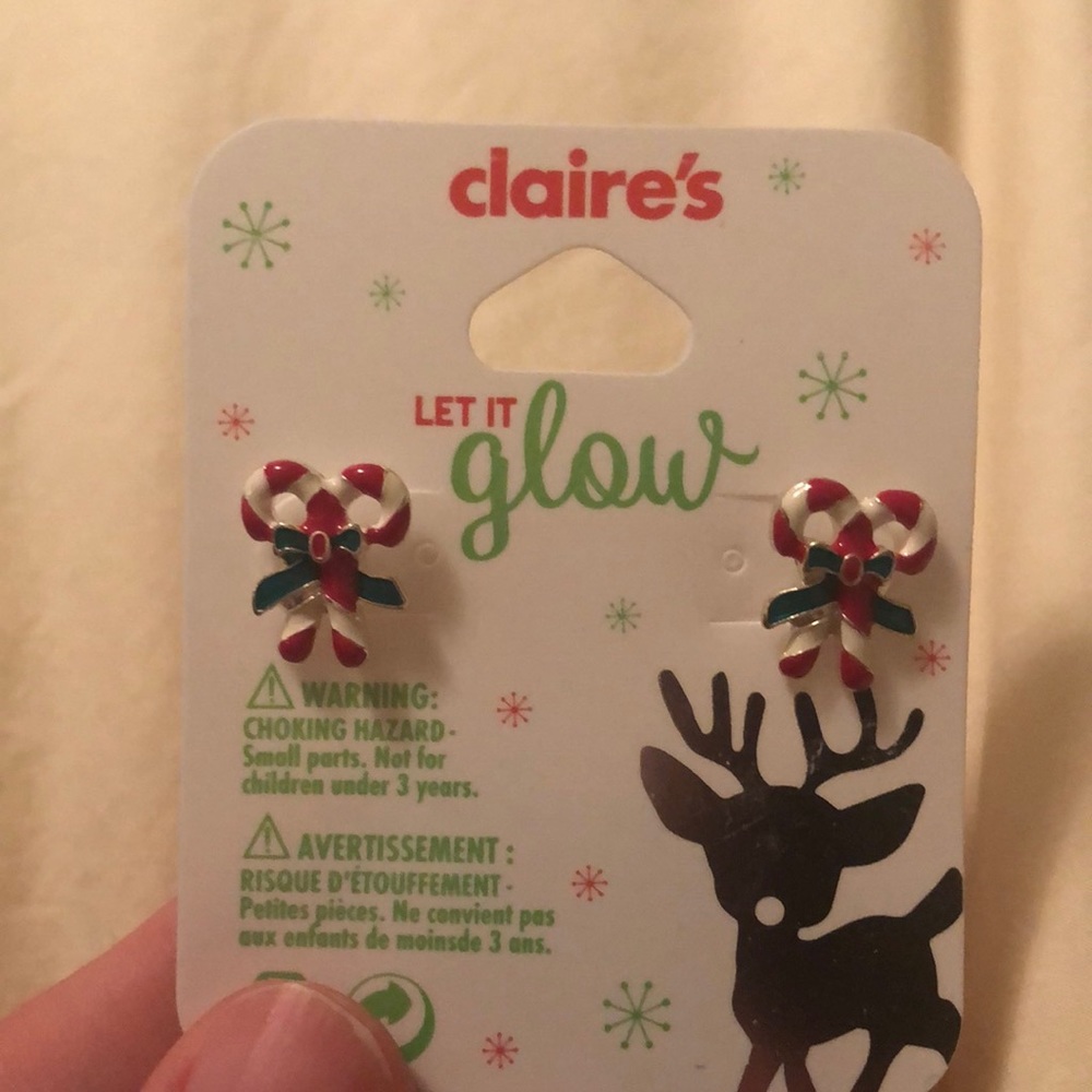 NWT Claire’s Christmas 🎄 earrings